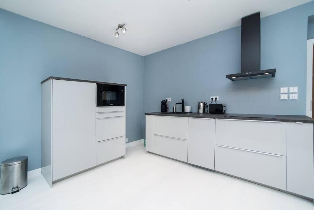 Old Town 1 Bedroom Oasis With Ac And Double Shower — Photos 1
